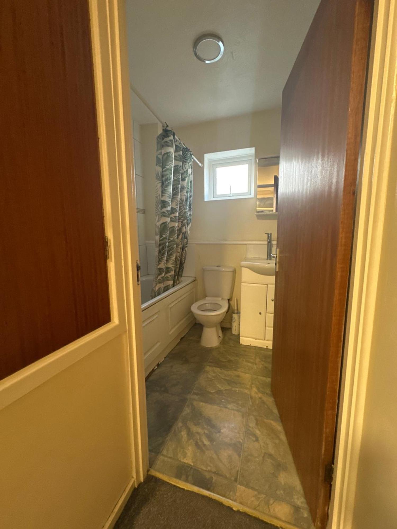 Nice Double Room In Heart Of Londra Exterior foto