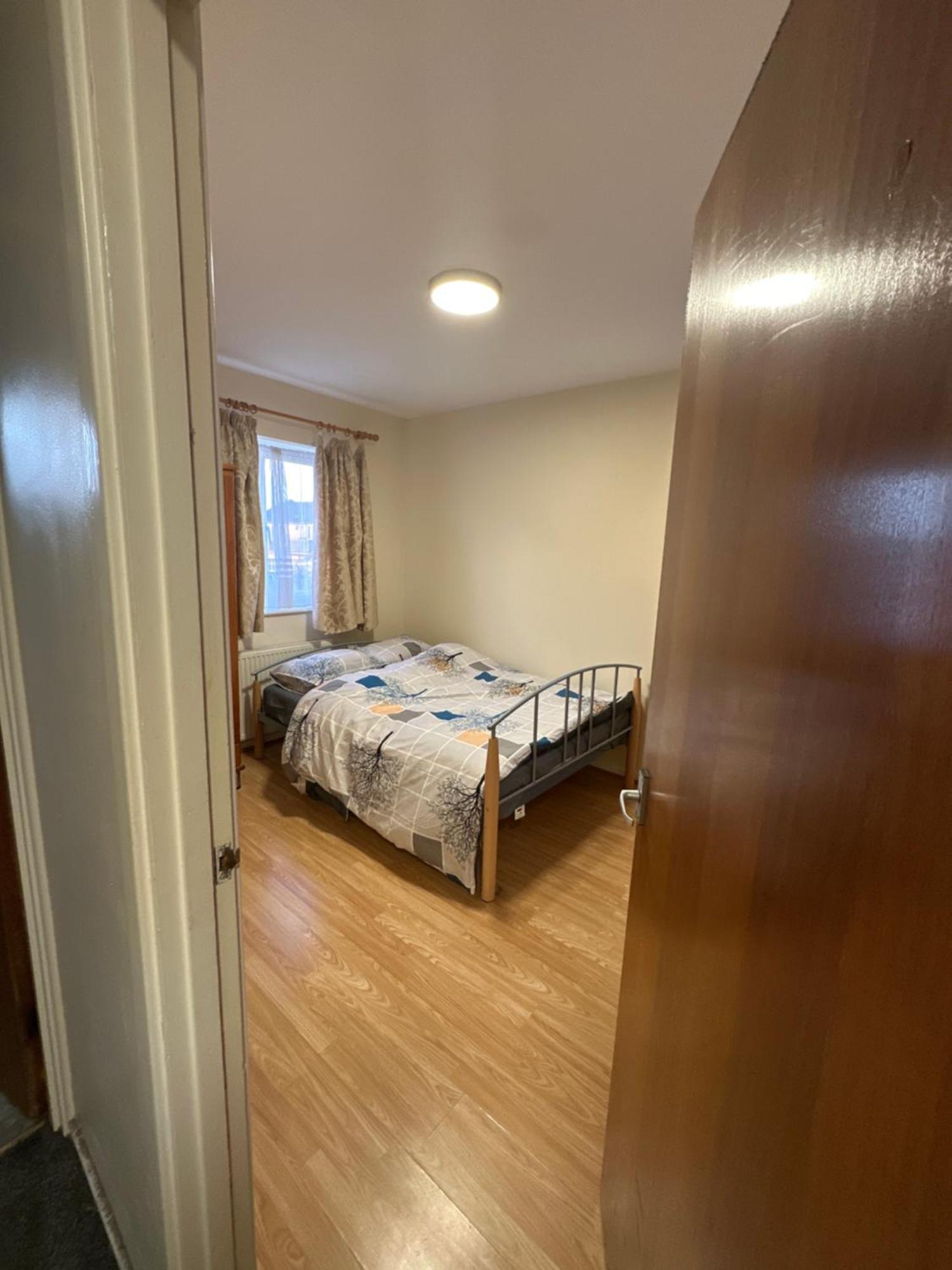 Nice Double Room In Heart Of Londra Exterior foto