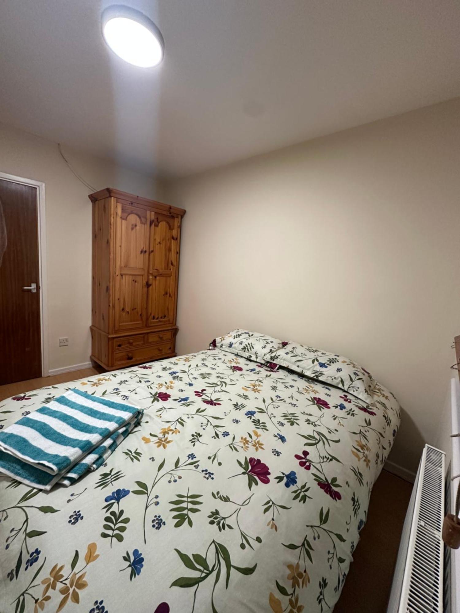 Nice Double Room In Heart Of Londra Exterior foto